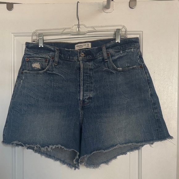 Abercrombie High Rise Dad Curve Love Shorts, 31 - Picture 2 of 7